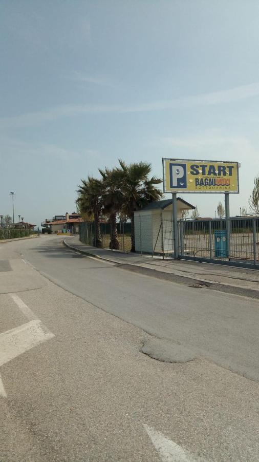 Appartamento Al Mare Lorella Sottomarina Eksteriør bilde